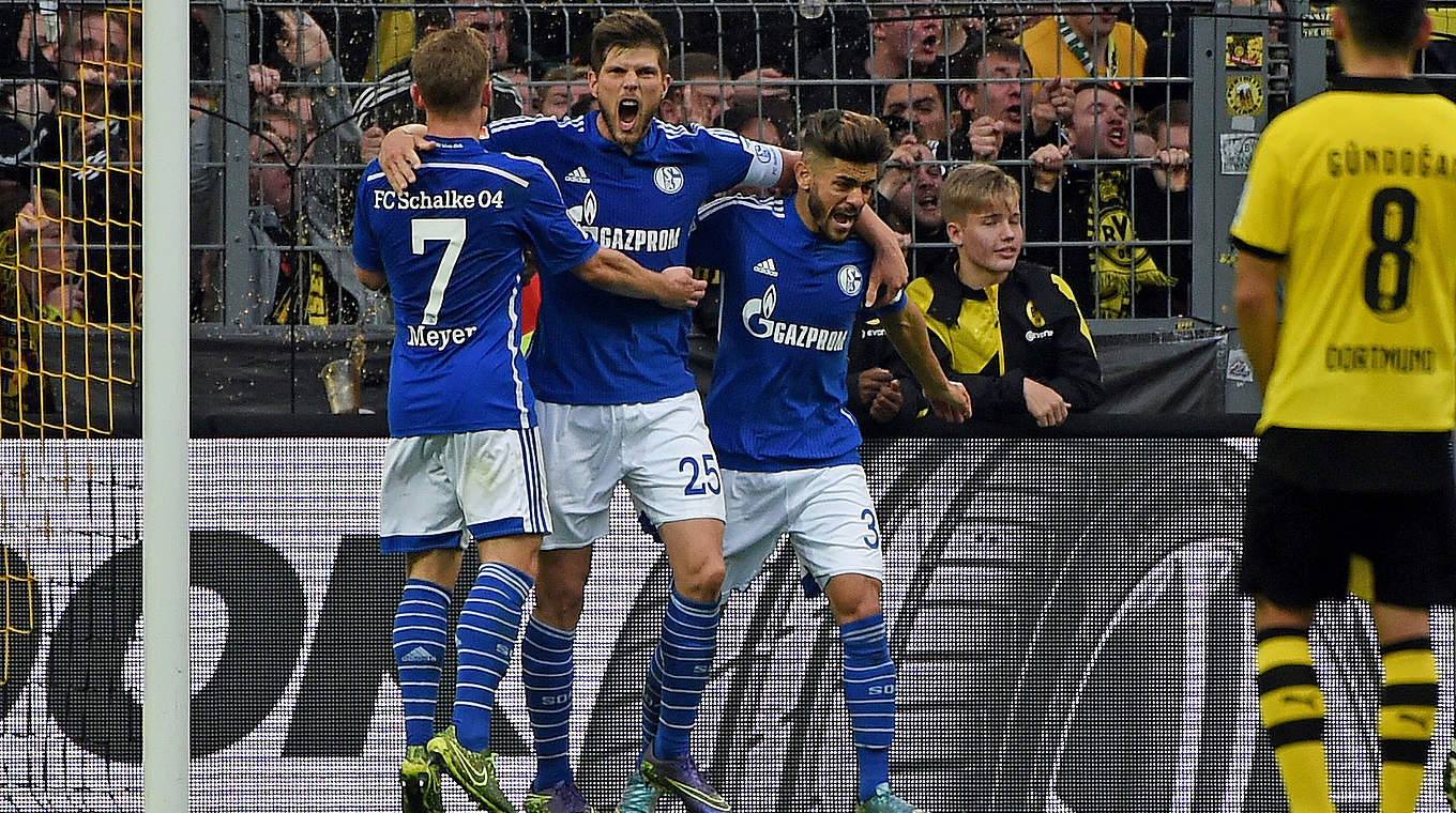 Trifft im Revierderby doppelt: Klaas-Jan Huntelaar © PATRIK STOLLARZ/AFP/Getty Images