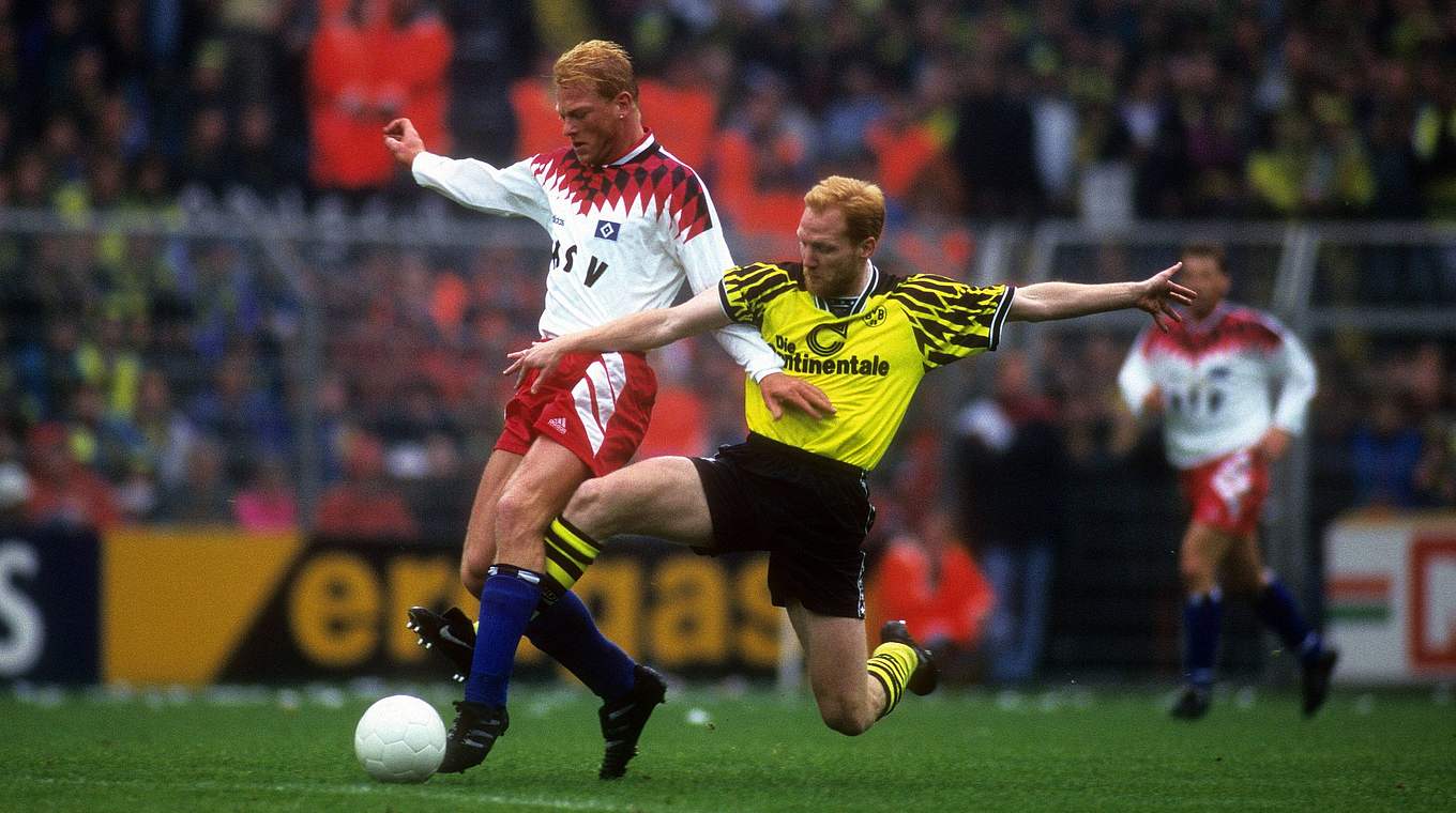 Umkämpft: 1995 trennen sich der BVB-Profi Sammer und HSV-Kontrahent Albertz (l.) 2:2 © Imago