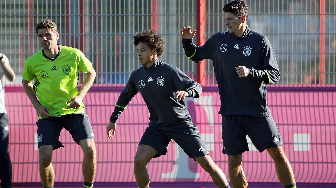 Sané (M.): "Mit so großen Spielern auf dem Trainingsplatz zu stehen - das ist besonders" © imago/Philippe Ruiz