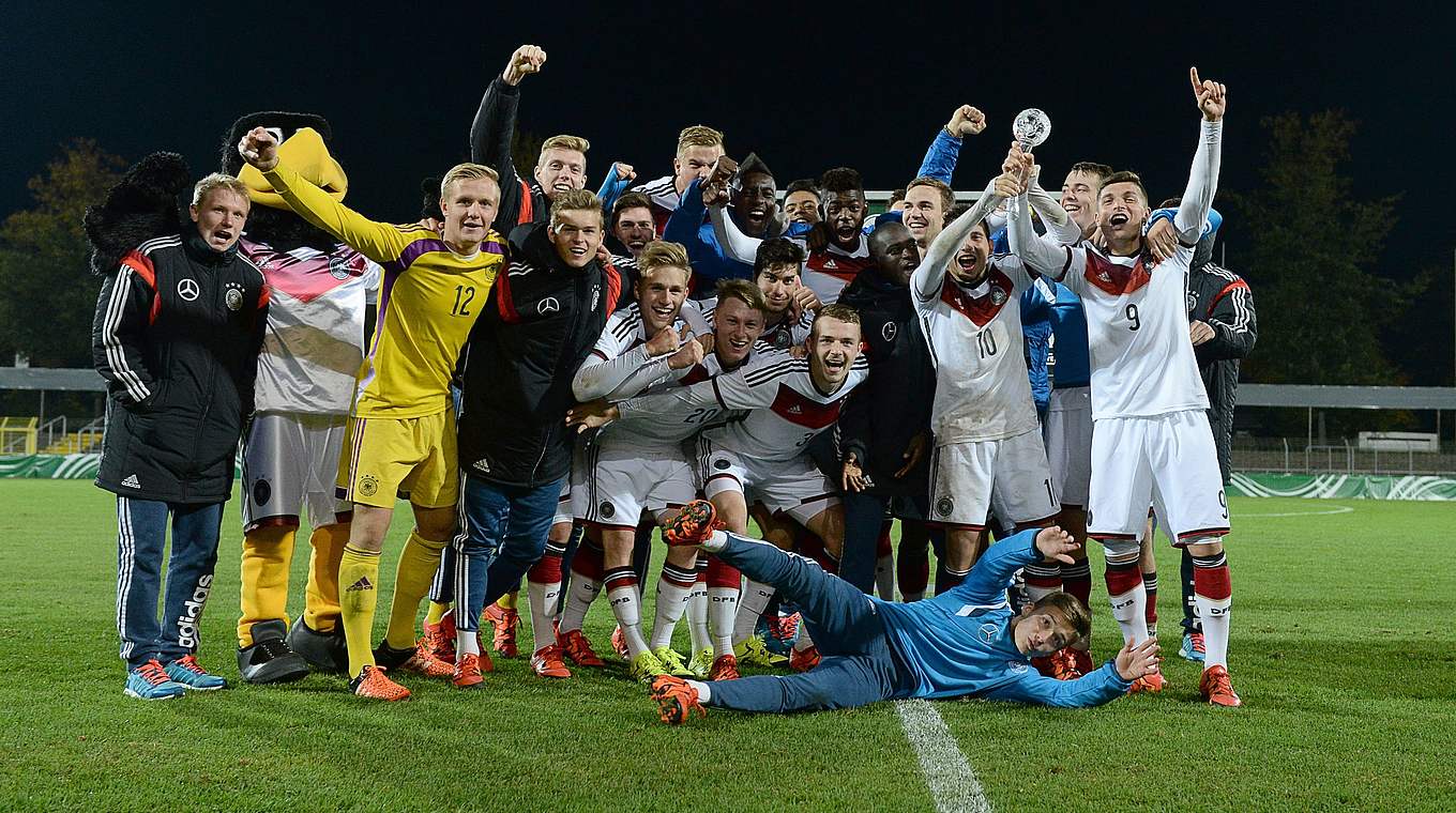Wie beim Elite Cup im Oktober 2015: Die deutsche U 19 will den nächsten Turniersieg © 2015 Getty Images