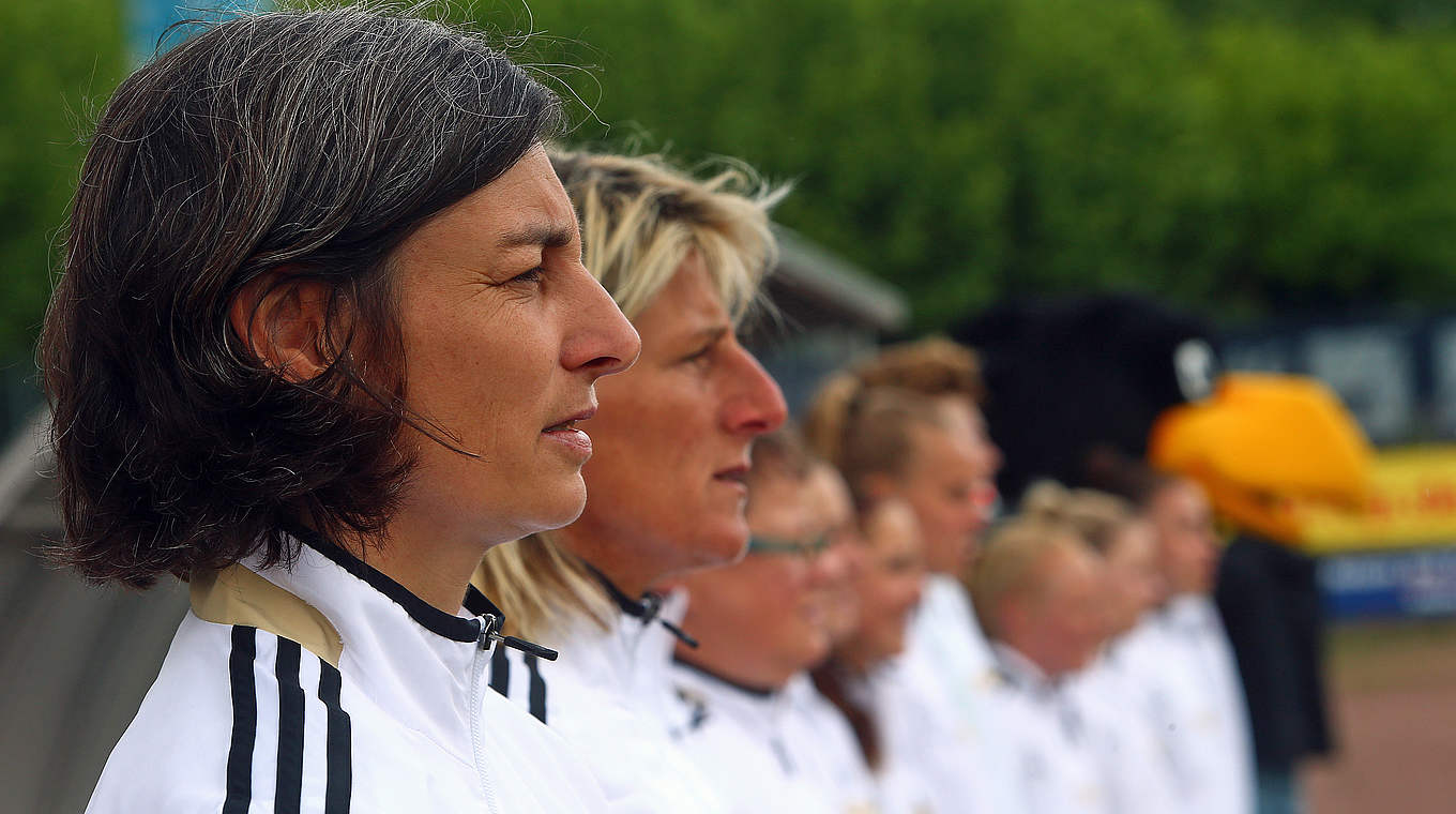 U 17-Juniorinnen :: Frauen-Nationalmannschaften :: Mannschaften :: DFB - Deutscher Fußball-Bund e.V.