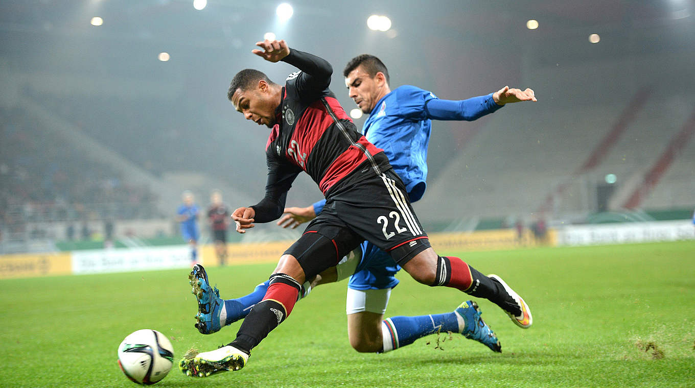 Serge Gnabry & Co. dictated the play in Regensburg © 2015 Getty Images