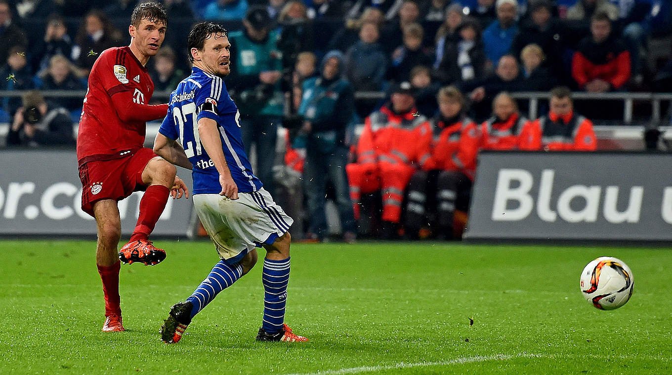 Müller (l.): "Wir haben uns den Sieg verdient" © 2015 Getty Images