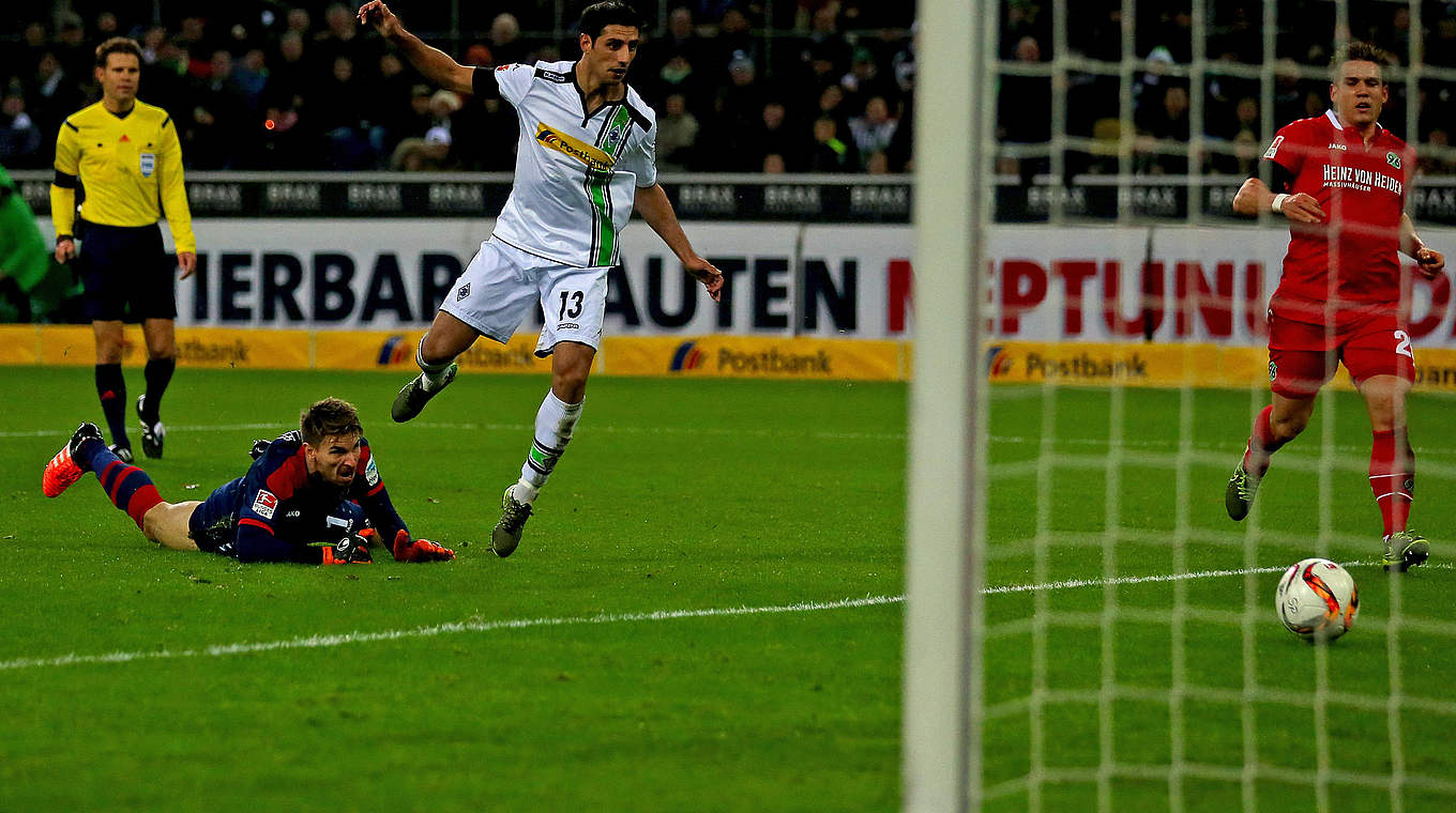 Ron-Robert Zieler (l.): "Wenn ich auf dem Platz stehe, dann denke ich nur an Fußball" © 2015 Getty Images