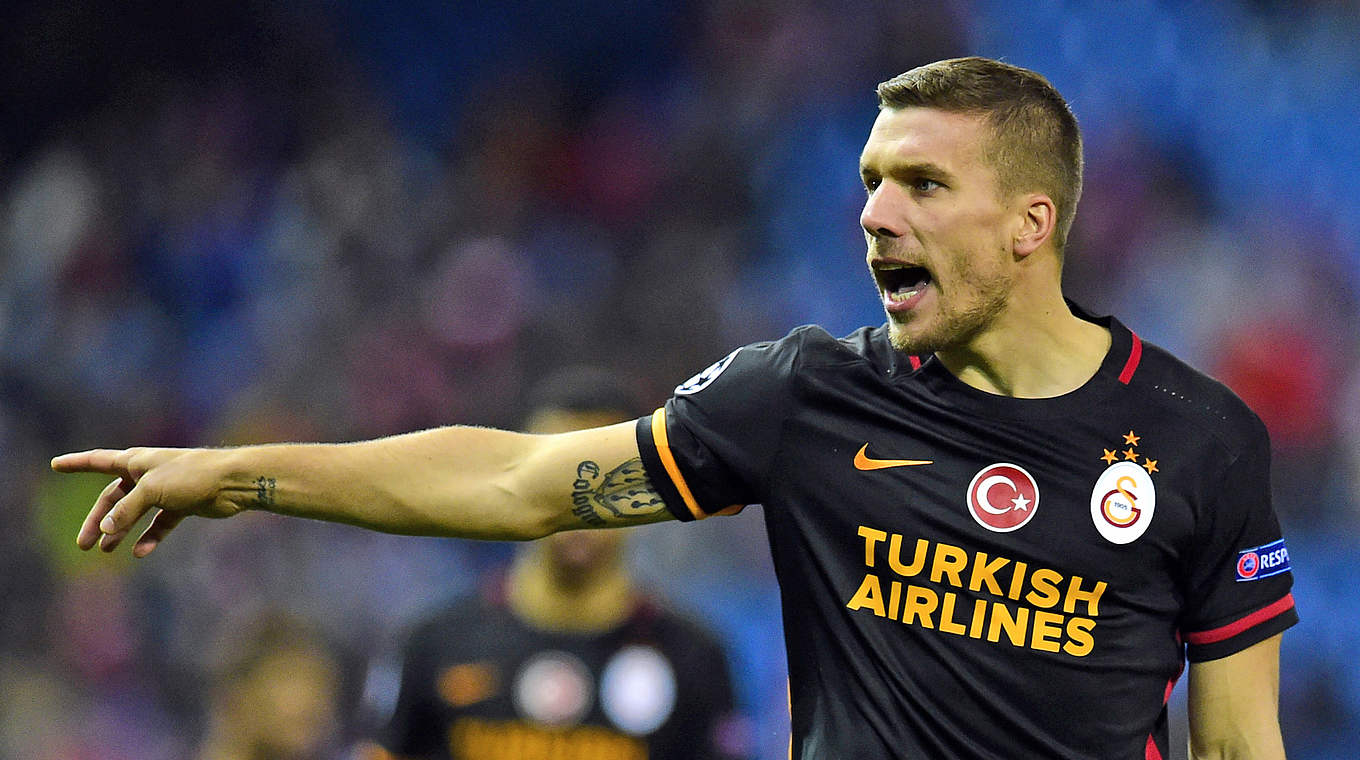 Keine Chance mehr auf das Achtelfinale: Podolski und Galatasaray © 2015 AFP/Getty Images