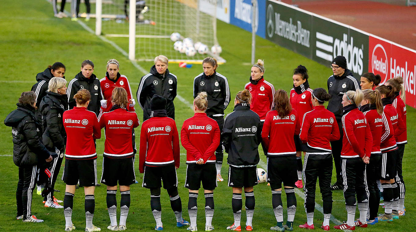 Position gefestigt: Die DFB-Frauen bleiben auf Weltranglistenplatz zwei © 2015 Getty Images