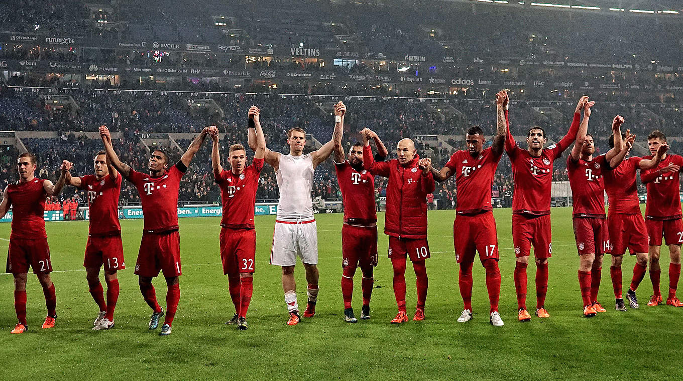 Am Samstag schon Herbstmeister? - Bayern München darf hoffen © PATRIK STOLLARZ/AFP/Getty Images