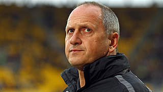 Zweiter Sieg im zweiten Spiel: Kölns neuer Trainer Ralf Aussem © 2012 Getty Images