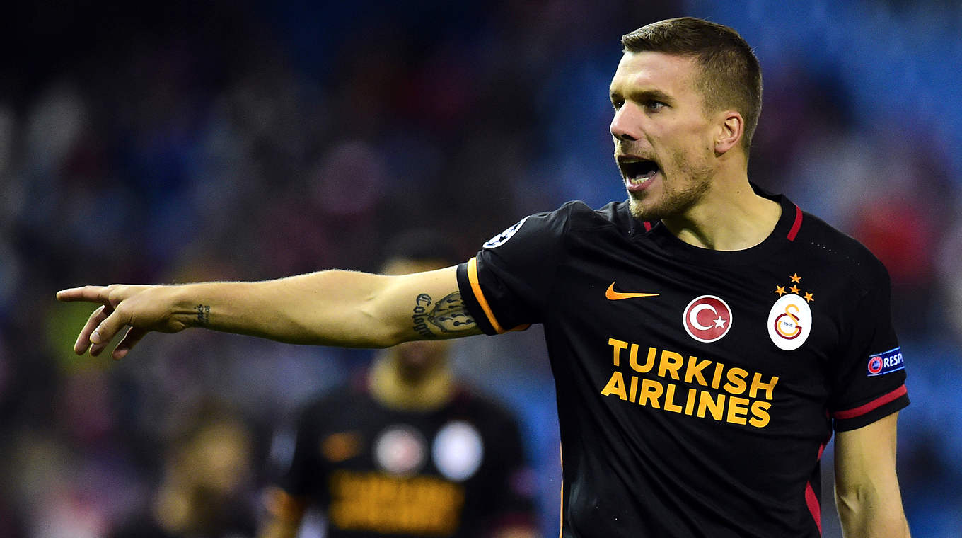 Kann den Patzer von Besiktas nicht nutzen: Podolski spielt mit Galatasaray Remis © 2015 Getty Images
