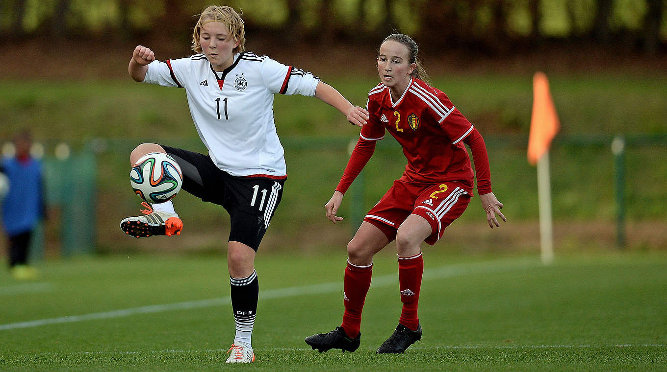 "Wir haben sehr viel investiert": die deutsche U 15-Auswahl mit Pauline Wimmer (l.) © Getty Images
