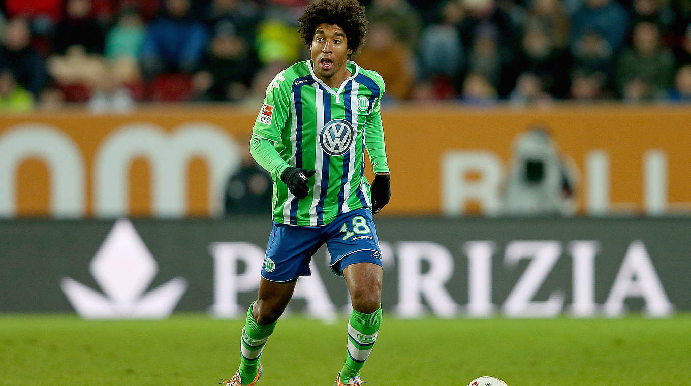 Fehlt nach seiner Gelb-Roten Karte gegen den BVB: Wolfsburgs Dante © 2015 Getty Images