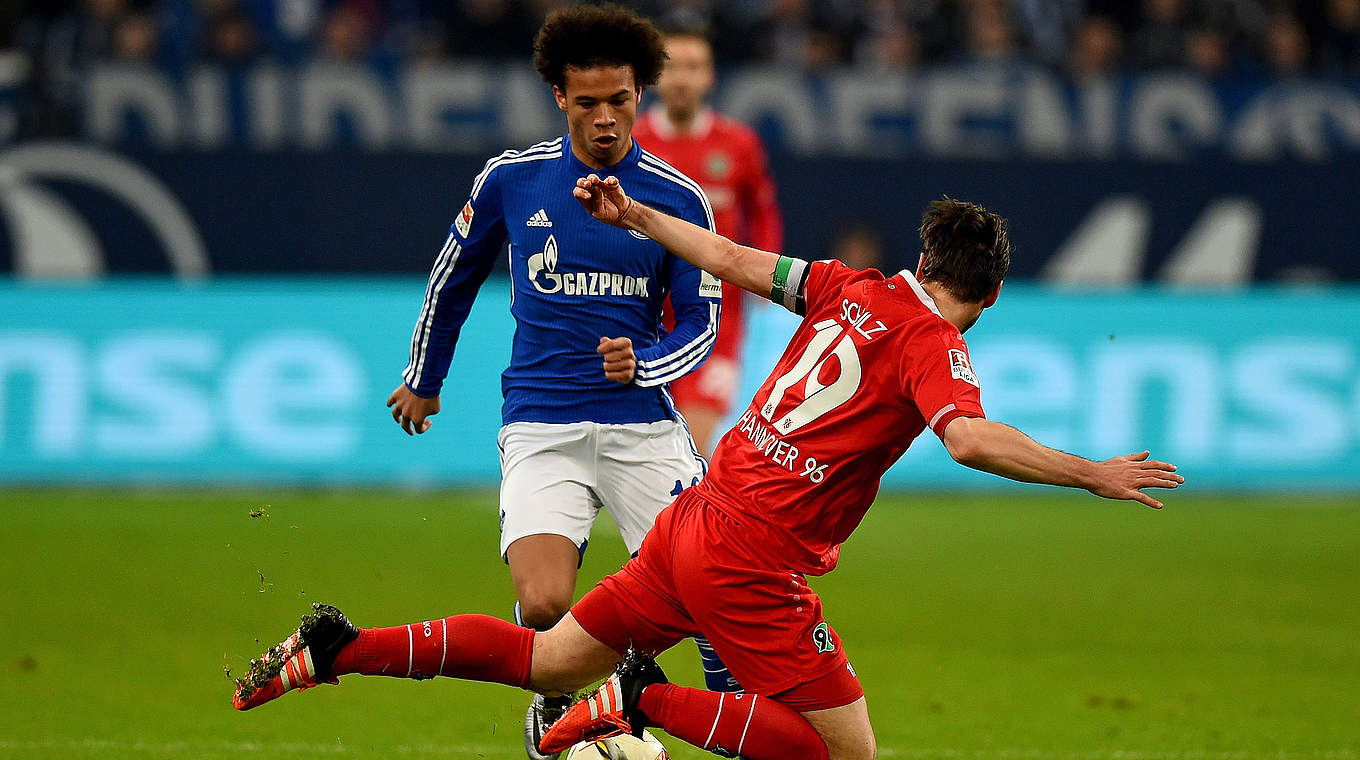 Leroy Sané trying to beat his man in a one-on-one © 2015 Getty Images