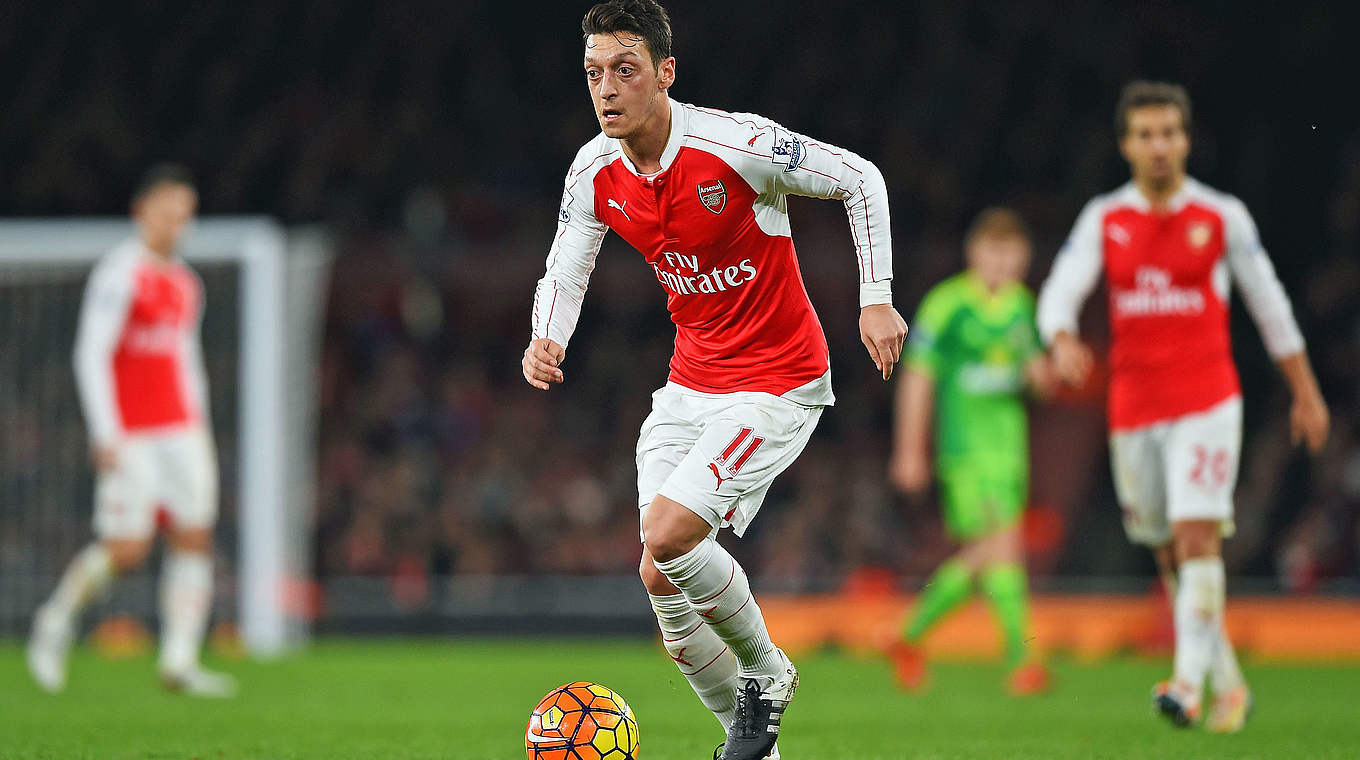 Fan favourite Mesut Özil © 2015 Getty Images