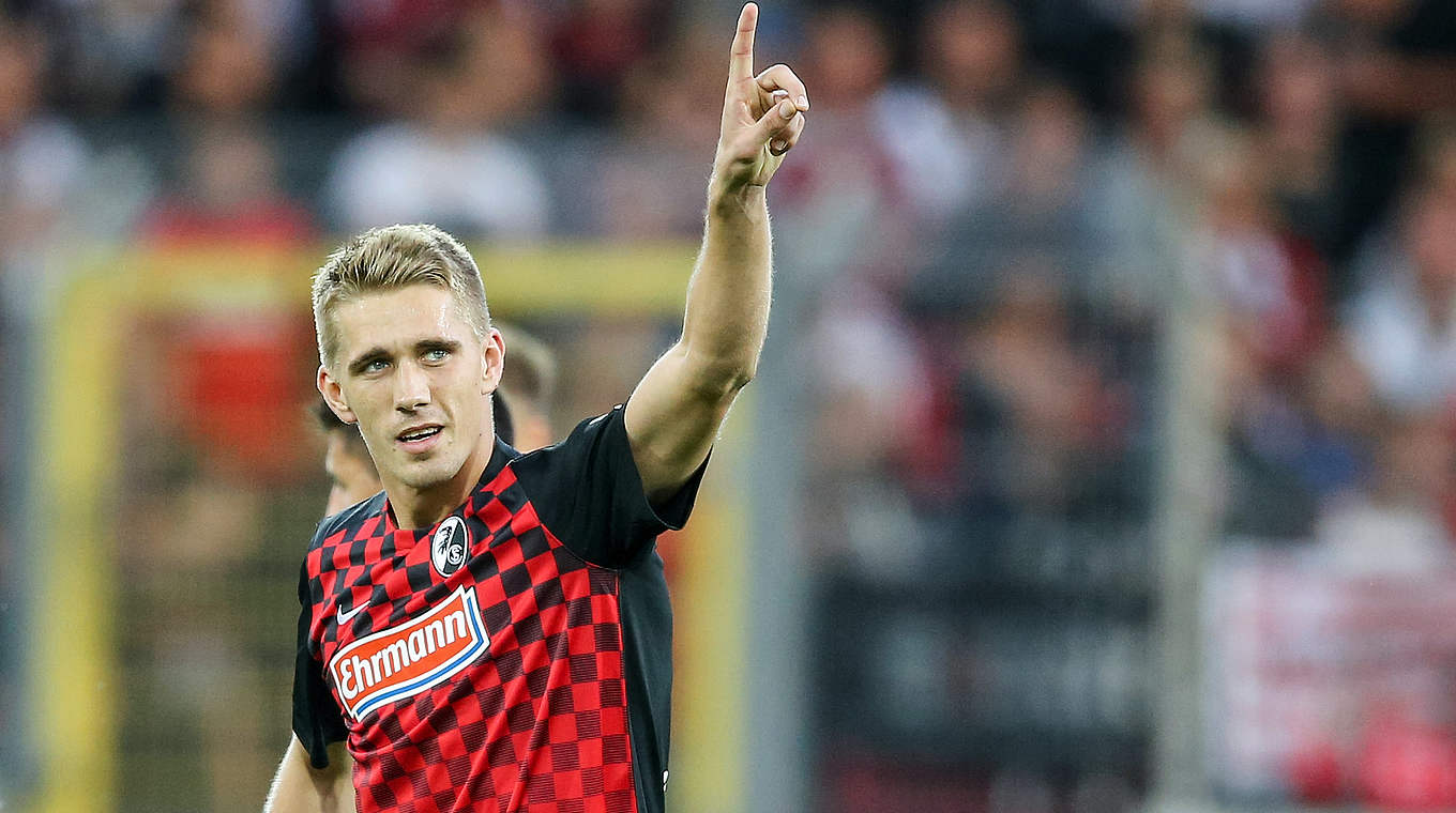 Bester Angriff der Liga: Nils Petersen lässt Freiburg jubeln © 2015 Getty Images