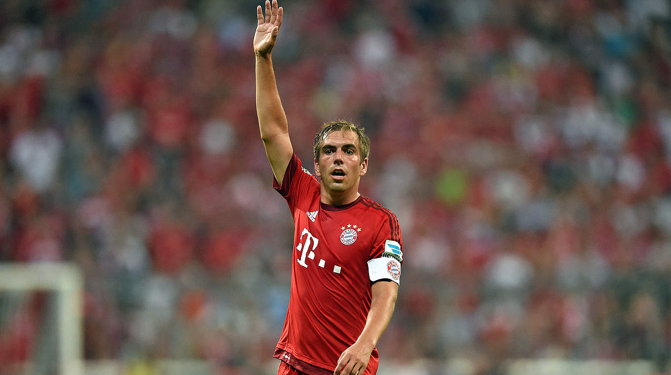 Hofft auf seinen 220. Bundesliga-Sieg: der Bayern- und Weltmeisterkapitän Philipp Lahm © 2015 Getty Images