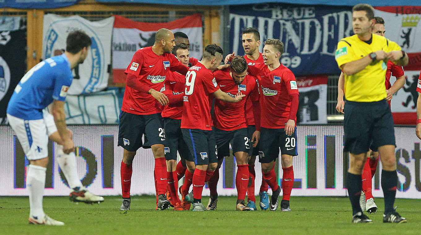 Hertha sorgt weiter für Furore: Sieg in Darmstadt und Tabellenplatz drei © 2015 Getty Images