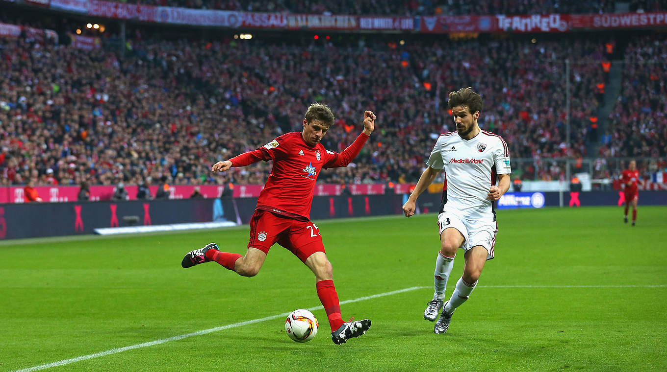 Erzielte kein Tor, zeigte aber trotzdem ein gutes Spiel: Weltmeister Thomas Müller (l.). © 2015 Getty Images