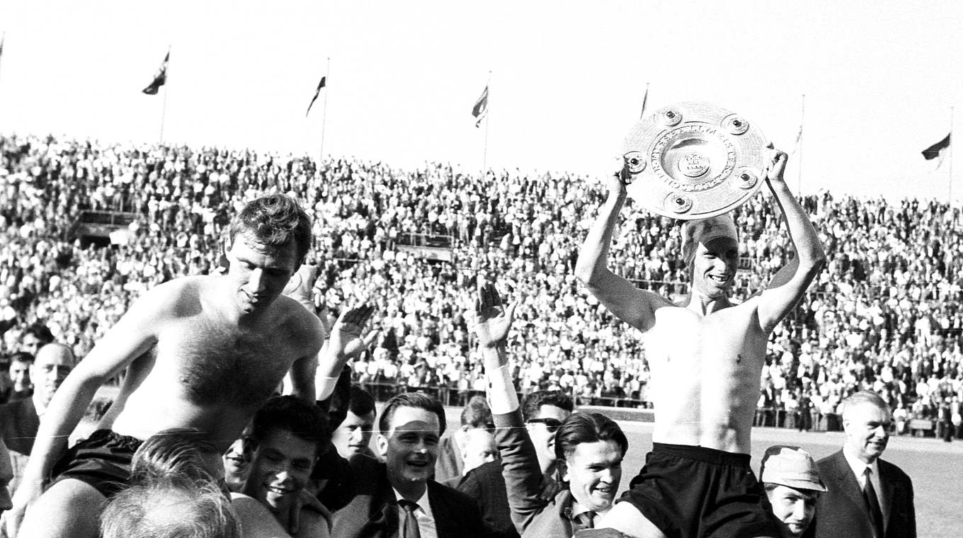 Letztes Finale um die Deutsche Meisterschaft: Dortmund besiegt Köln 1963 mit 3:1 © imago