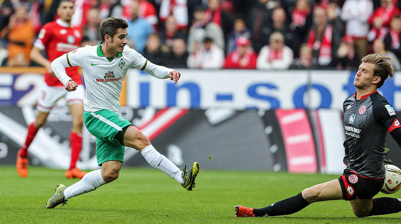 10. Spieltag: 1. FSV Mainz 05 - SV Werder Bremen 1:3 (0:3): Die Bremer feiern ihren ersten Sieg nach zuvor fünf Bundesliga-Niederlagen am Stück. Drei Treffer in den letzten neun Minuten der ersten Hälfte bringen die Norddeutschen auf die Siegerstraße. © 2015 Getty Images
