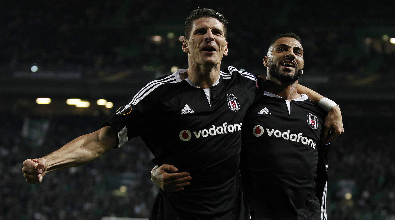 Mario Gomez now has 13 goals in 17 matches in Turkey © 