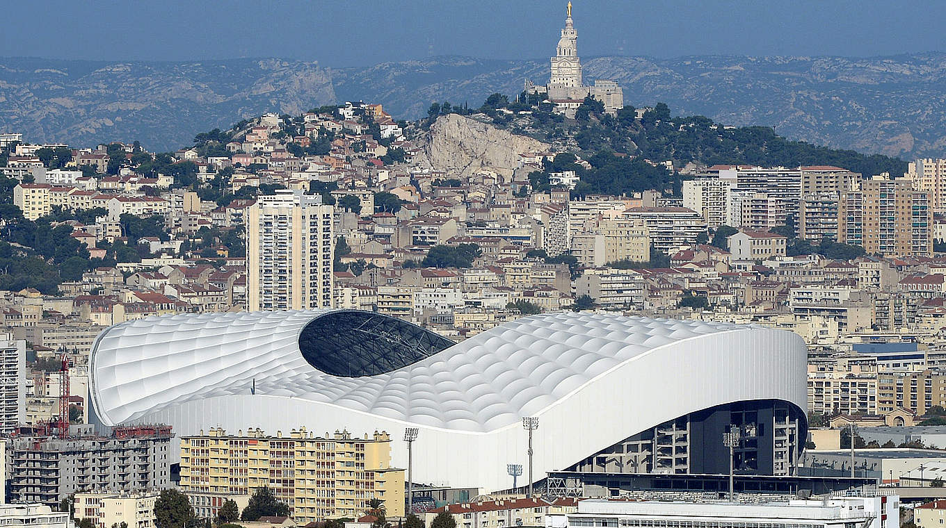Imposantes Stadion: Im Stade Velodrome in Marseille finden 67.000 Zuschauer Platz © BORIS HORVAT/AFP/Getty Images