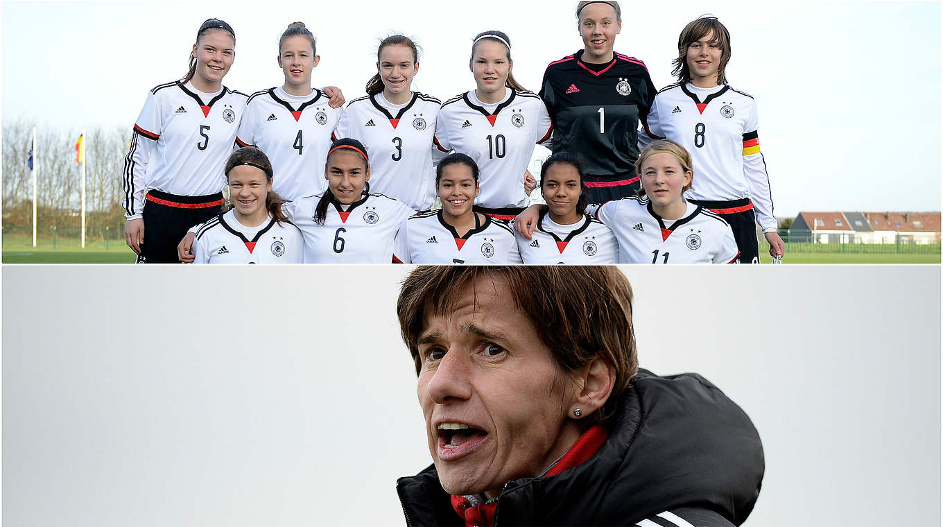 Die jüngsten DFB-Juniorinnen und ihre Trainerin: die U 15 von Bettina Wiegmann  © Bongarts/GettyImages/DFB