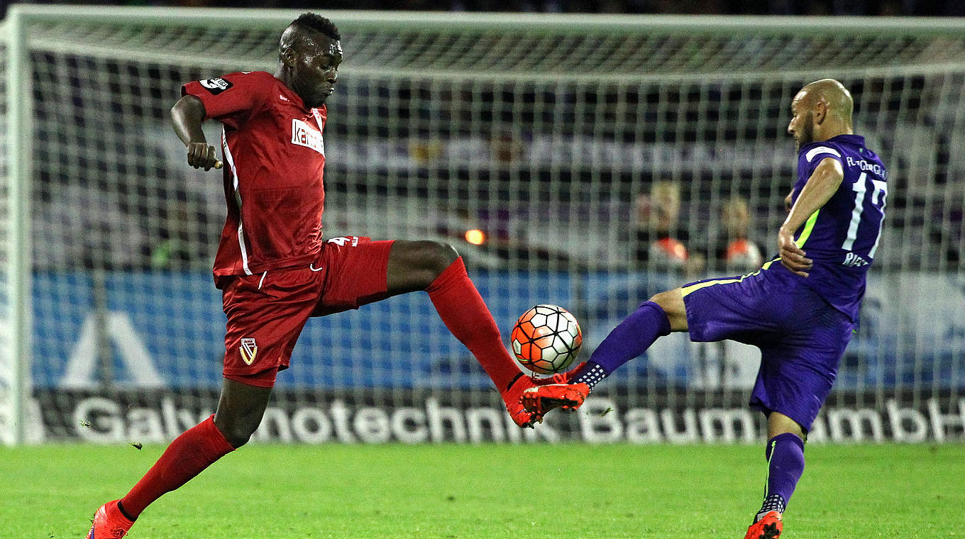 Womöglich bald neu bei Hansa Rostock: Testspieler Cédric Ebewa-Yam Mimbala (l.) © 2015 Getty Images