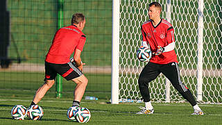 Köpke in training with World Cup winning goalkeeper Manuel Neuer © 2014 Getty Images
