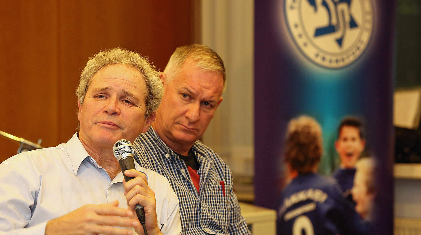 Gemeinsames Filmprojekt der Erinnerung: Oded Breda (l.) und Regisseur Mike Schwartz © Rafael Herlich