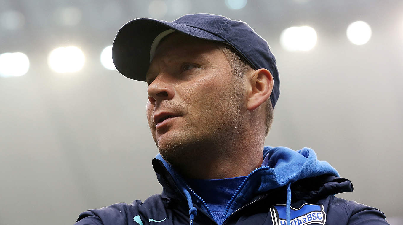 Er kann der Hertha-Trainer mit dem besten Punkteschnitt werden: der Ungar Pal Dardai © 2016 Getty Images