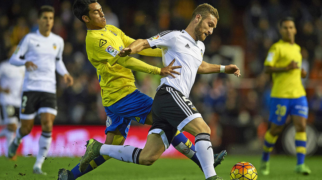 Mit einem Auswärtssieg ins Halbfinale: Shkodran Mustafi (2.v.r.) und der FC Valencia © Getty Images