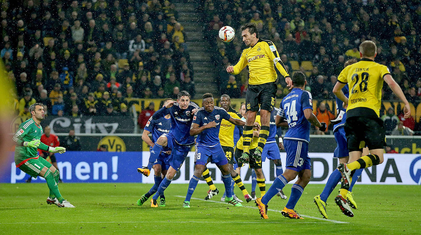 Dortmund travel to Berlin to face challengers Hertha © 2016 Getty Images