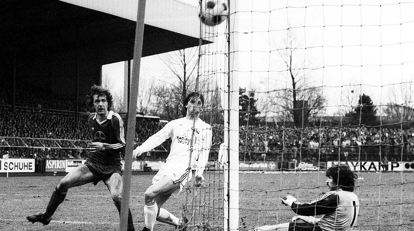 Trifft 1981 beim 3:0 für Bayer Leverkusen: Arne Ökland © imago