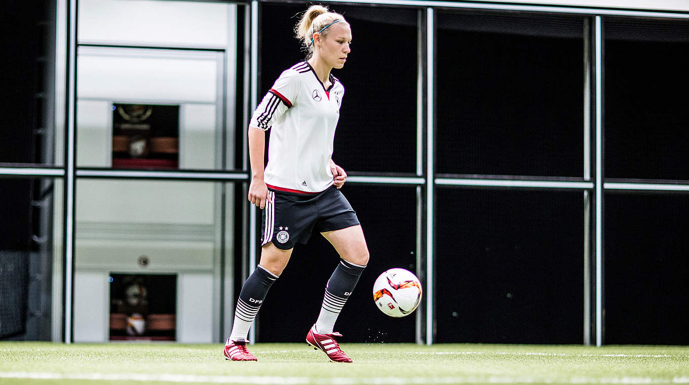 Die erste deutsche Nationalspielerin aus Hoffenheim: Abwehrspielerin Kristin Demann © 2015 Getty Images