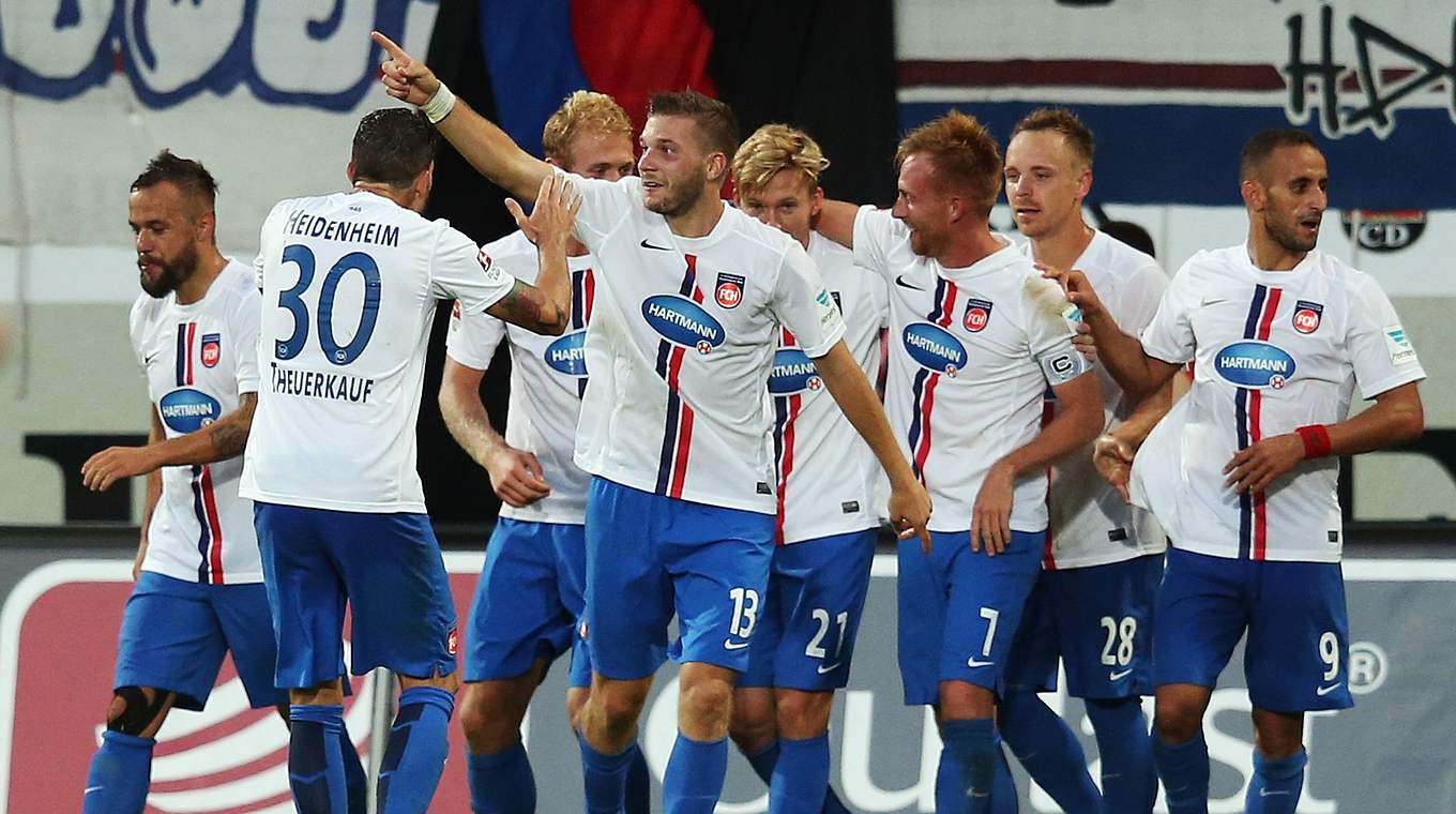 Acht Teams im Viertelfinale, zwei aus Liga zwei - darunter auch der 1. FC Heidenheim © 2015 Getty Images