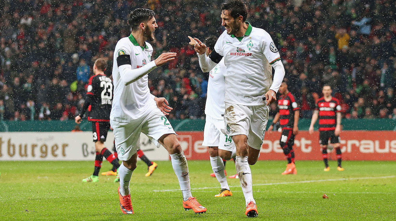 Werder celebrate getting to semi in the BayArena © 2016 Getty Images