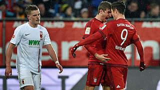 Thomas Müller and Robert Lewandowski produce more magic and fire Bayern to victory. © CHRISTOF STACHE/AFP/Getty Images