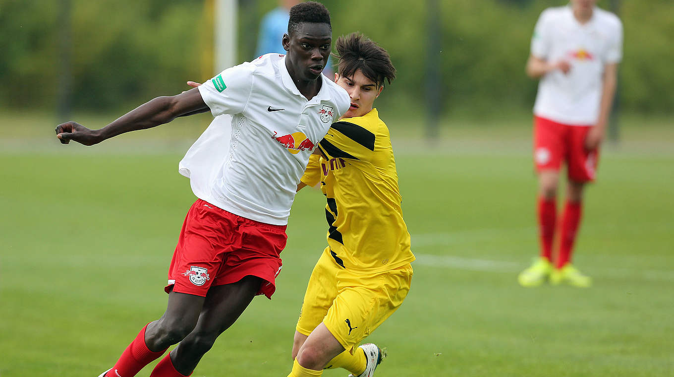 Rettet Leipzig gegen Bremen einen Punkt: Juniorennationalspieler Idrissa Toure (l.) © 2015 Getty Images