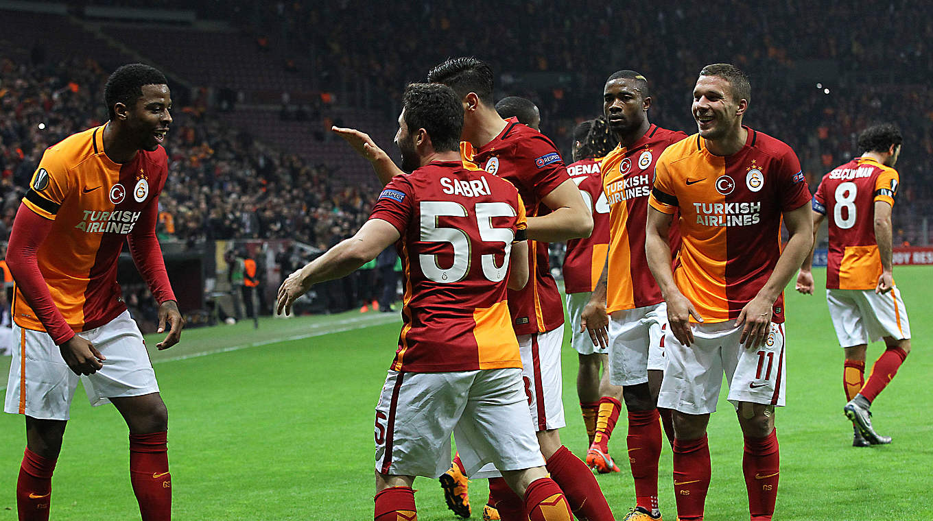 Jubelt mit Galatasaray: Lukas Podolski (r.) © imago/Seskim Photo