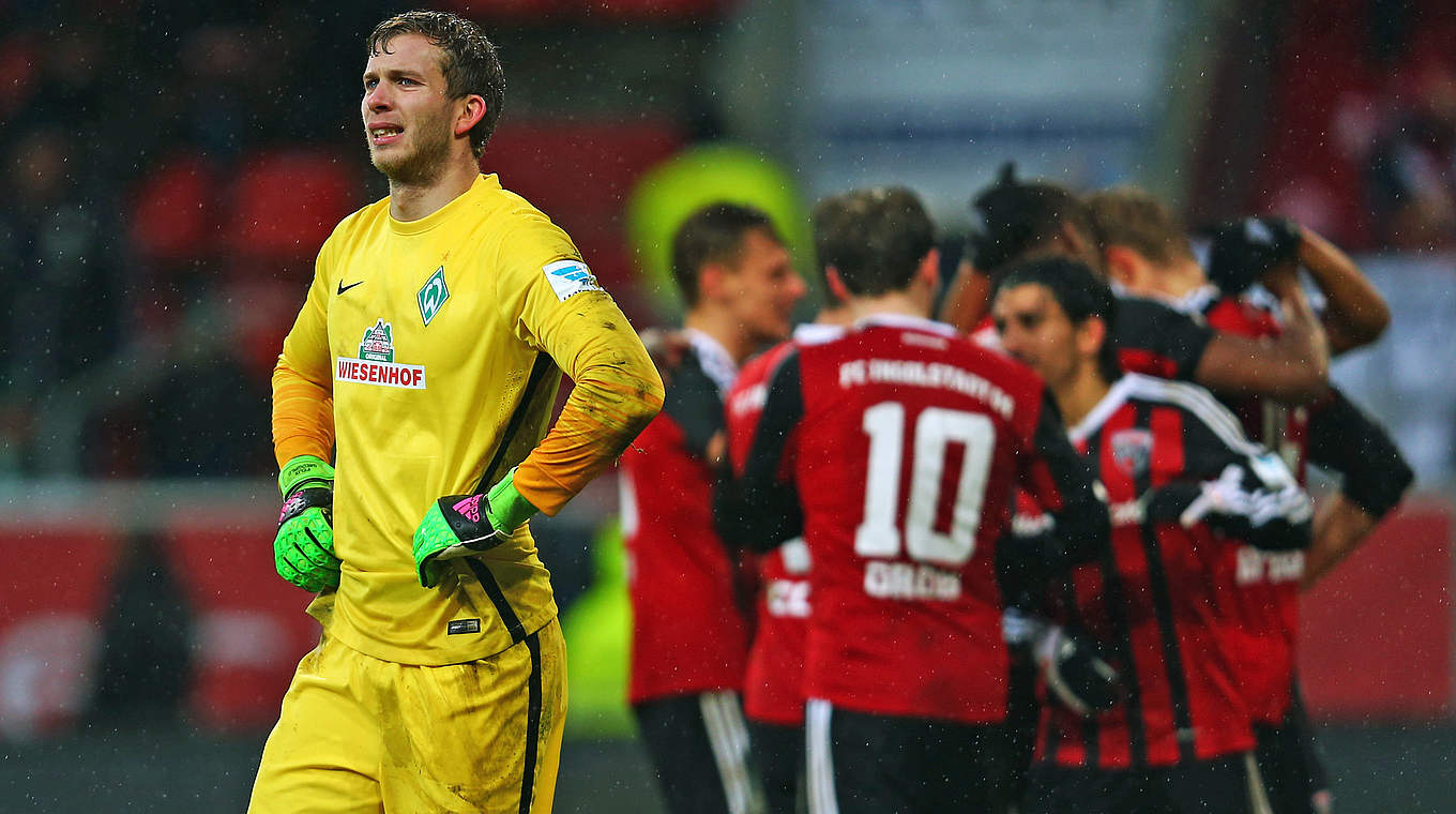 Serie: Werder und Keeper Wiedwald (l.) kassieren pro Spiel mindestens ein Tor © 2016 Getty Images