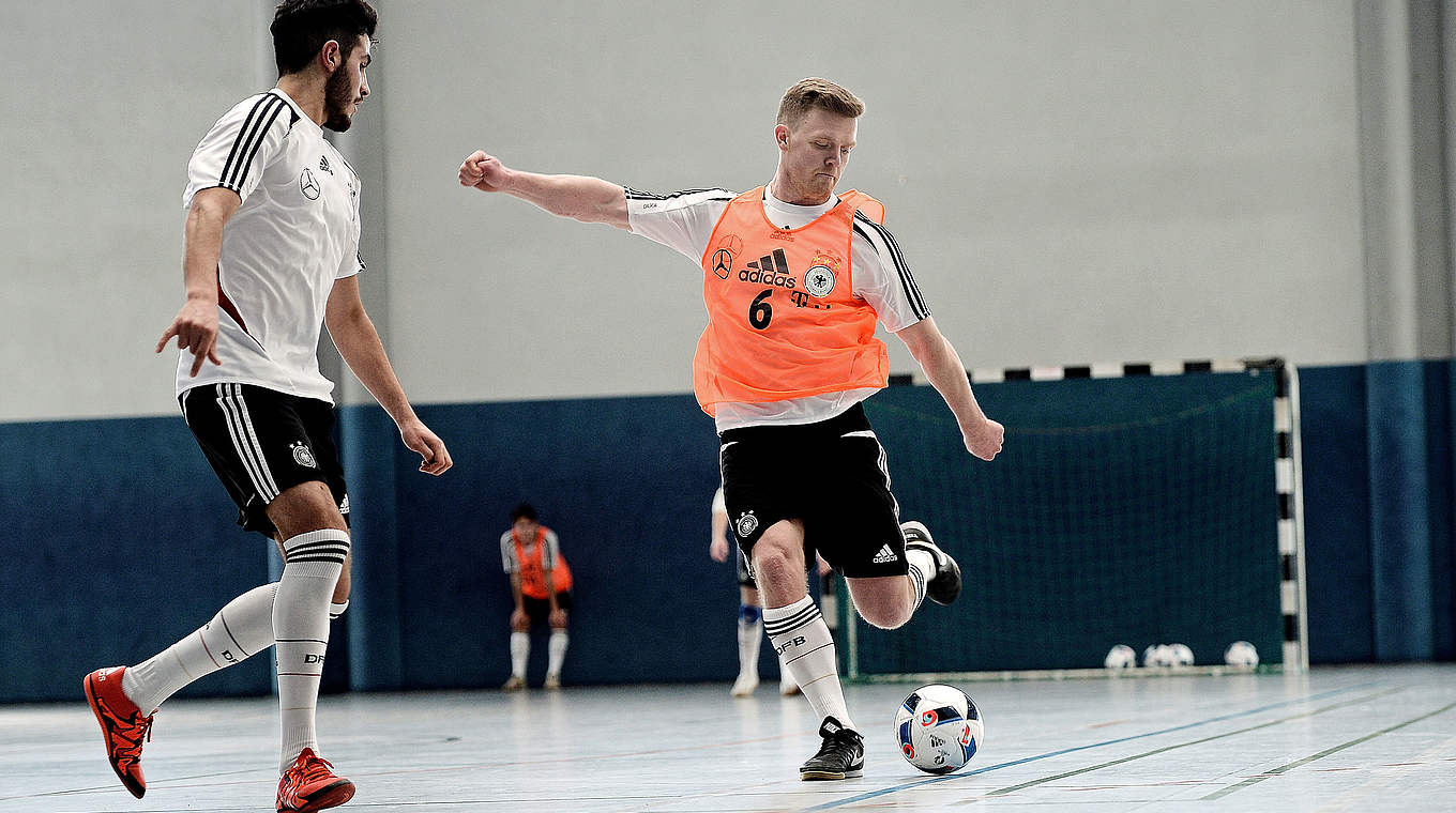 Mit nach Georgien: Muhammet Sözer (l.) und Kevin Reinhardt (r.) stehen im DFB-Kader © 2016 Getty Images