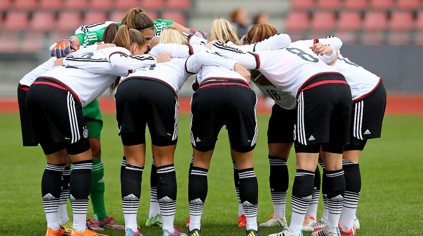 Germany face England this afternoon, before their games against Norway and Japan © 2015 Getty Images