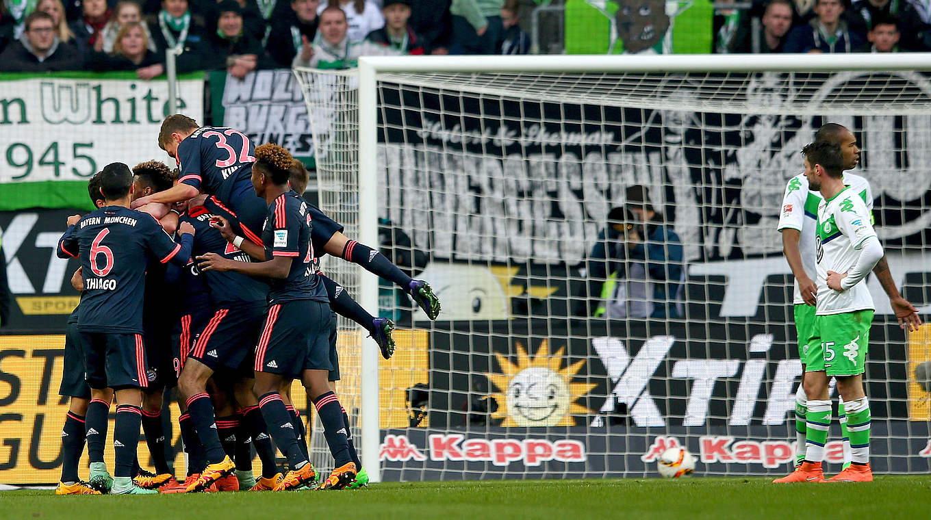 The Bayern players celebrate their win at Wolfsburg  © 2016 Getty Images