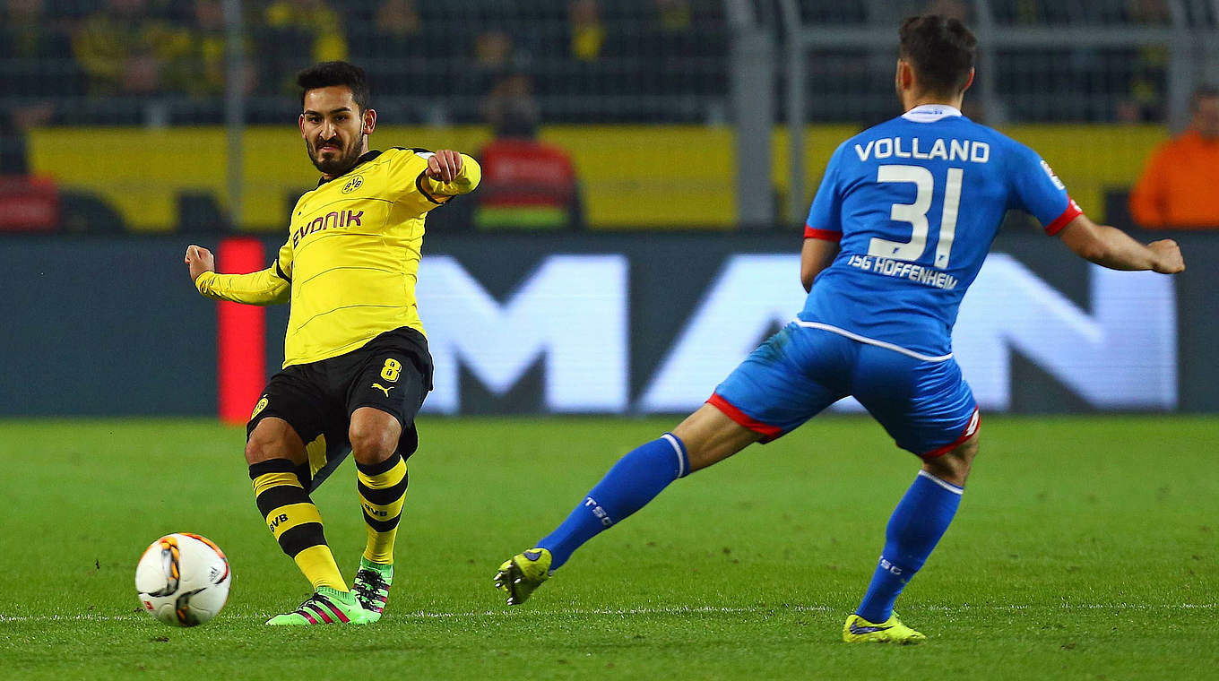 Ilkay Gündogan (l.): "Wir waren auch vor dem Platzverweis schon sehr dominant" © imago/Eibner