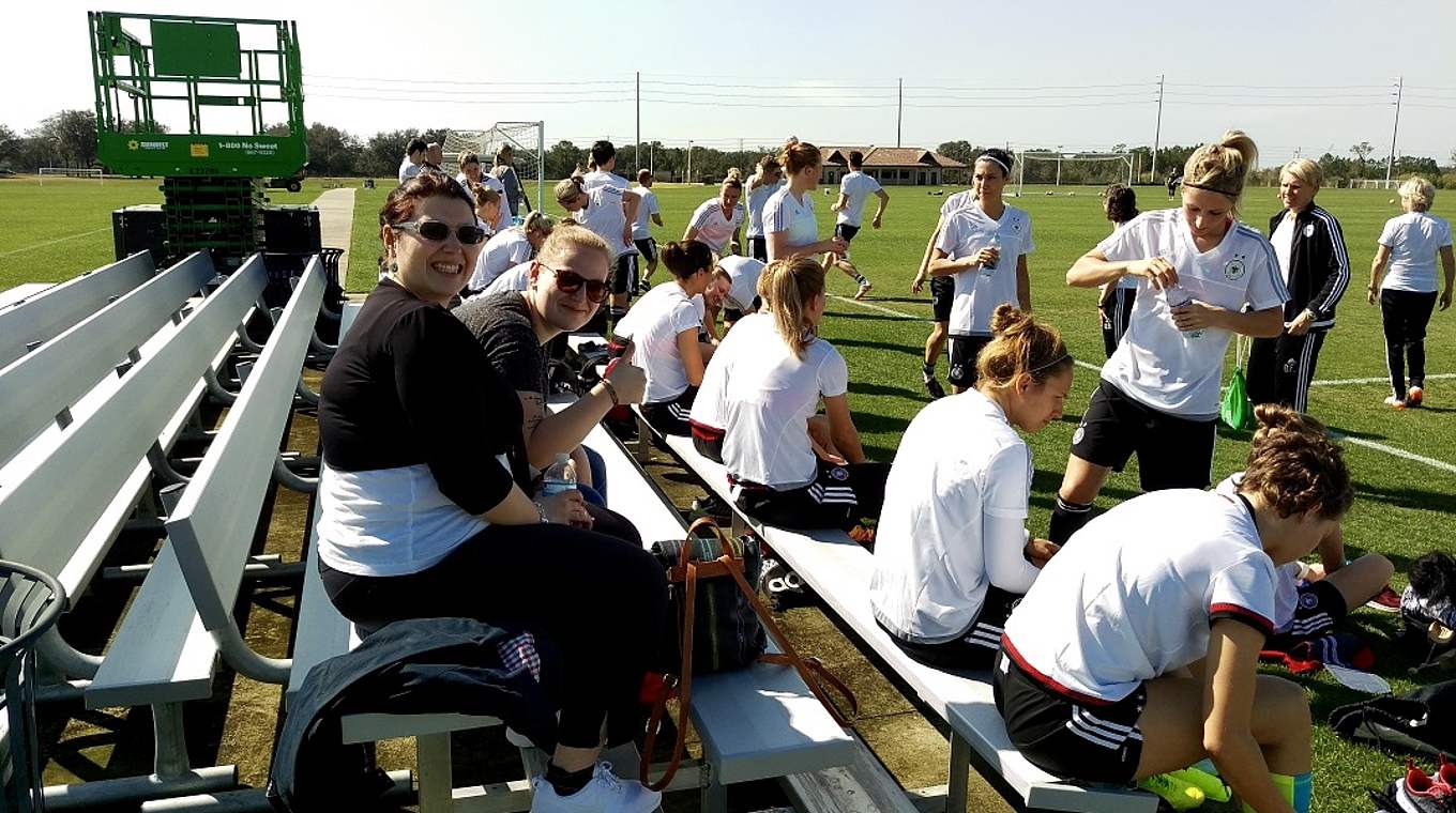 Trainingsgäste: Zu Besuch bei der Frauen-Nationalmannschaft © Fan Club Nationalmannschaft