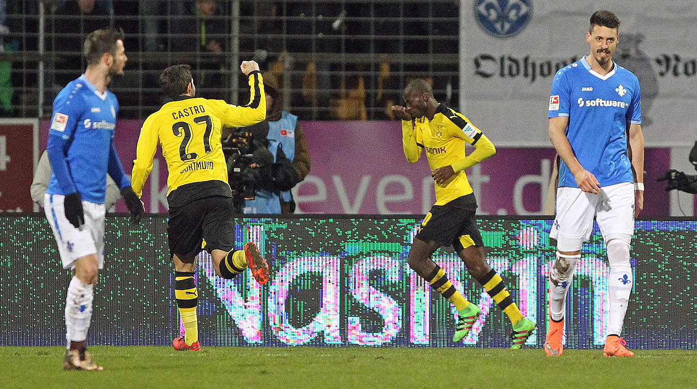 Dortmund closed the gap to leaders Bayern with a 2-0 win in Darmstadt © 