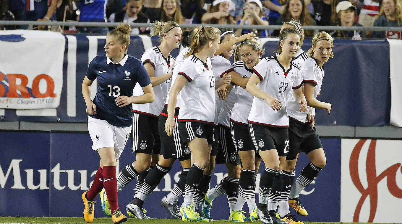 Germany celebrate their late winner against France © 