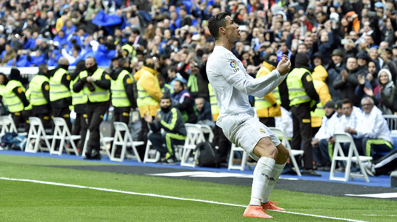 Vier Tore in 26 Minuten: Real-Superstar Ronaldo zaubert beim 7:1 gegen Celta Vigo © 2016 Getty Images