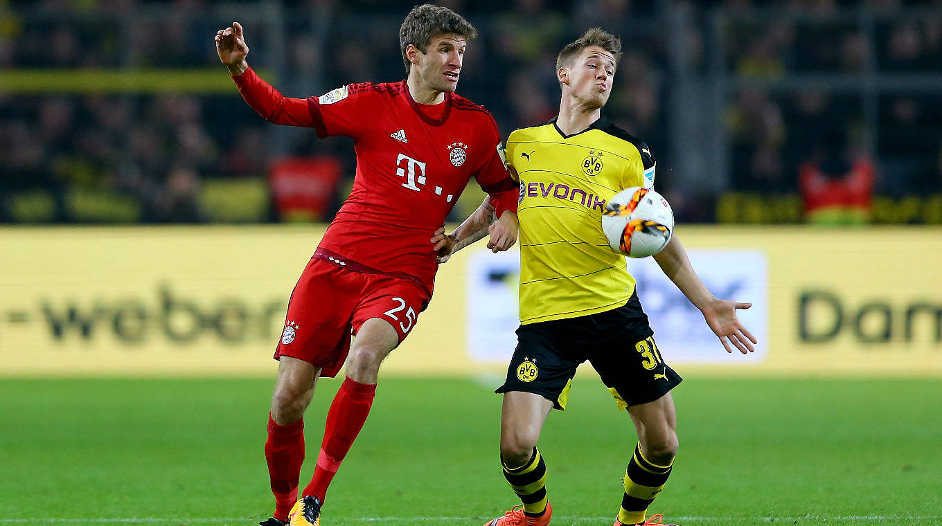 Dortmunds Durm (r.) über das 0:0 gegen Bayern: "Wir mussten defensiv viel arbeiten" © Getty Images