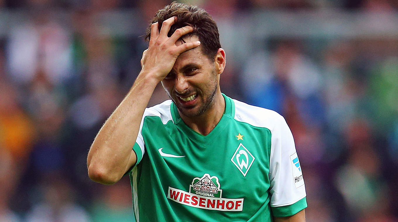 Kann bei seinem Ex-Klub in München nicht auflaufen: Werders Claudio Pizarro © 2015 Getty Images